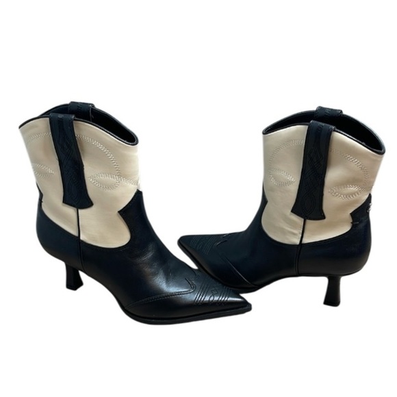 Circus NY by Sam Edelman Yolanda NWOT 2 Tone Black Cream Short Western Boot 8.5 - Picture 2 of 12